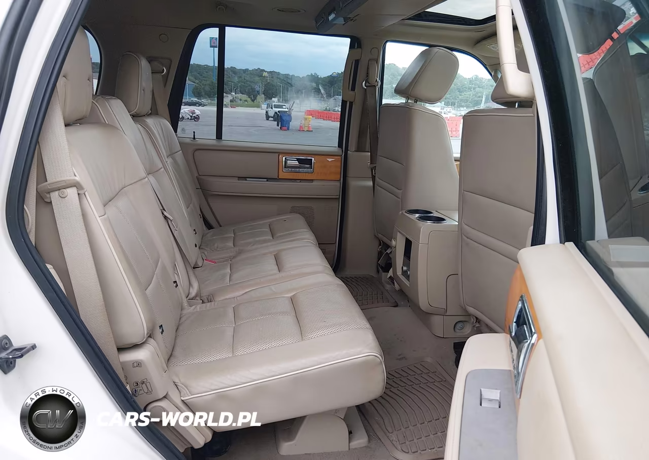 2007 Lincoln Navigator Ultimate VIN:5LMFU28547LJ13591 - 8