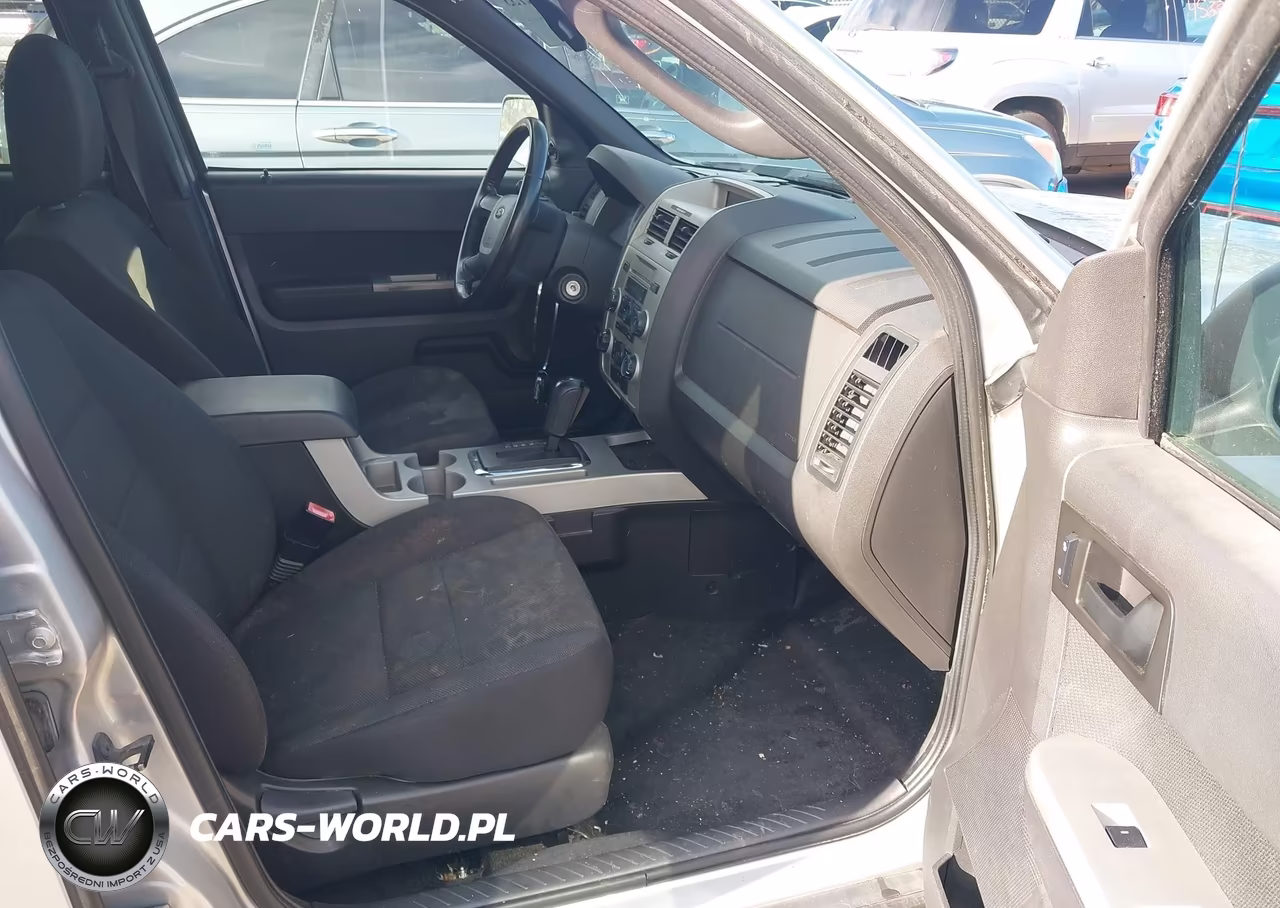 2009 Ford Escape Xlt VIN:1FMCU03G19KA65849 - 5