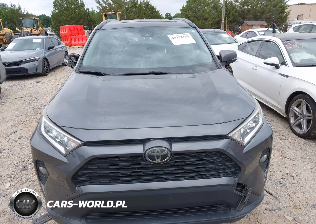 2019 Toyota Rav4 Xle VIN:JTMW1RFV4KD510717 - 12