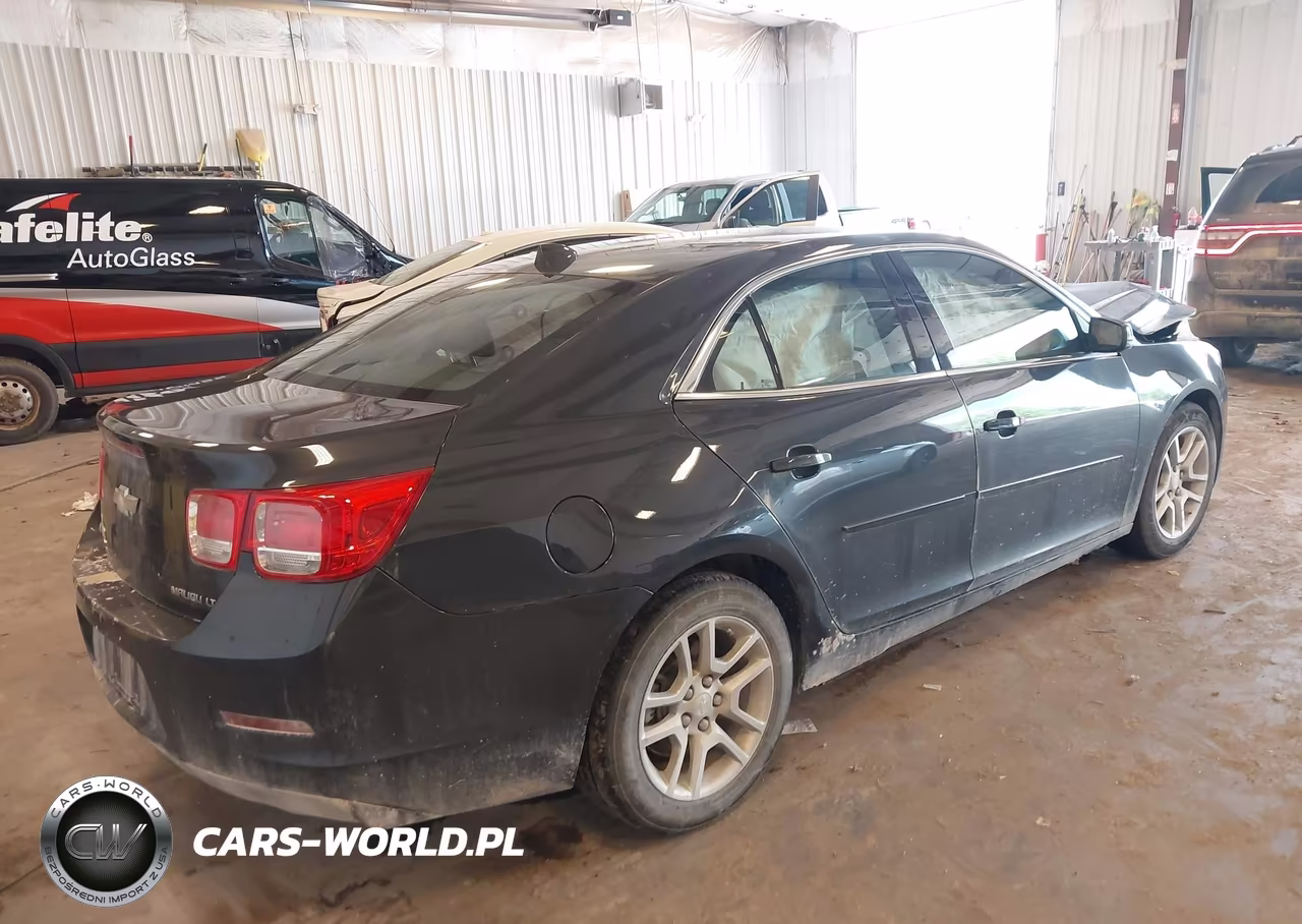 2014 Chevrolet Malibu 1Lt VIN:1G11C5SL1EF272635 - 4