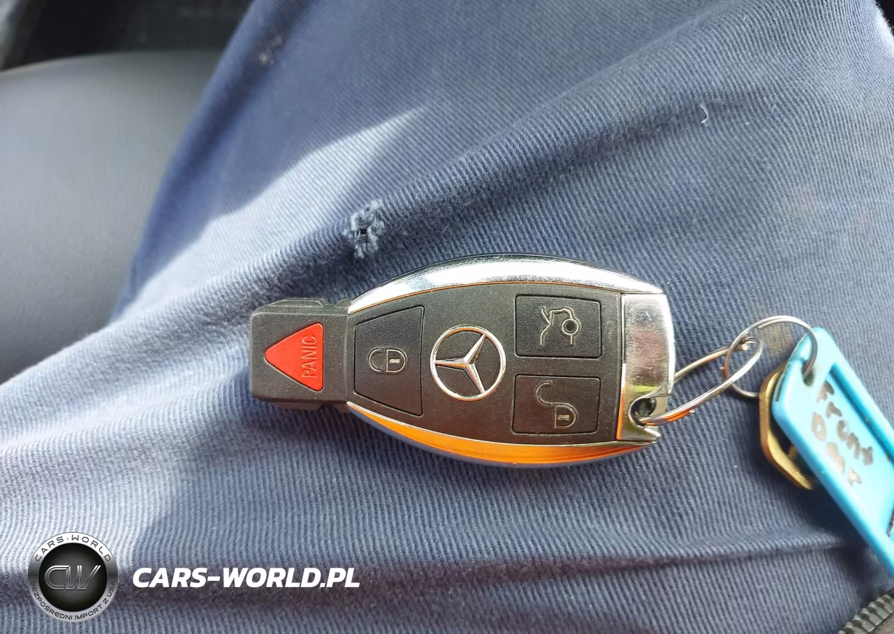 2016 Mercedes-Benz E 350 4Matic VIN:WDDHF8JB9GB180485 - 11