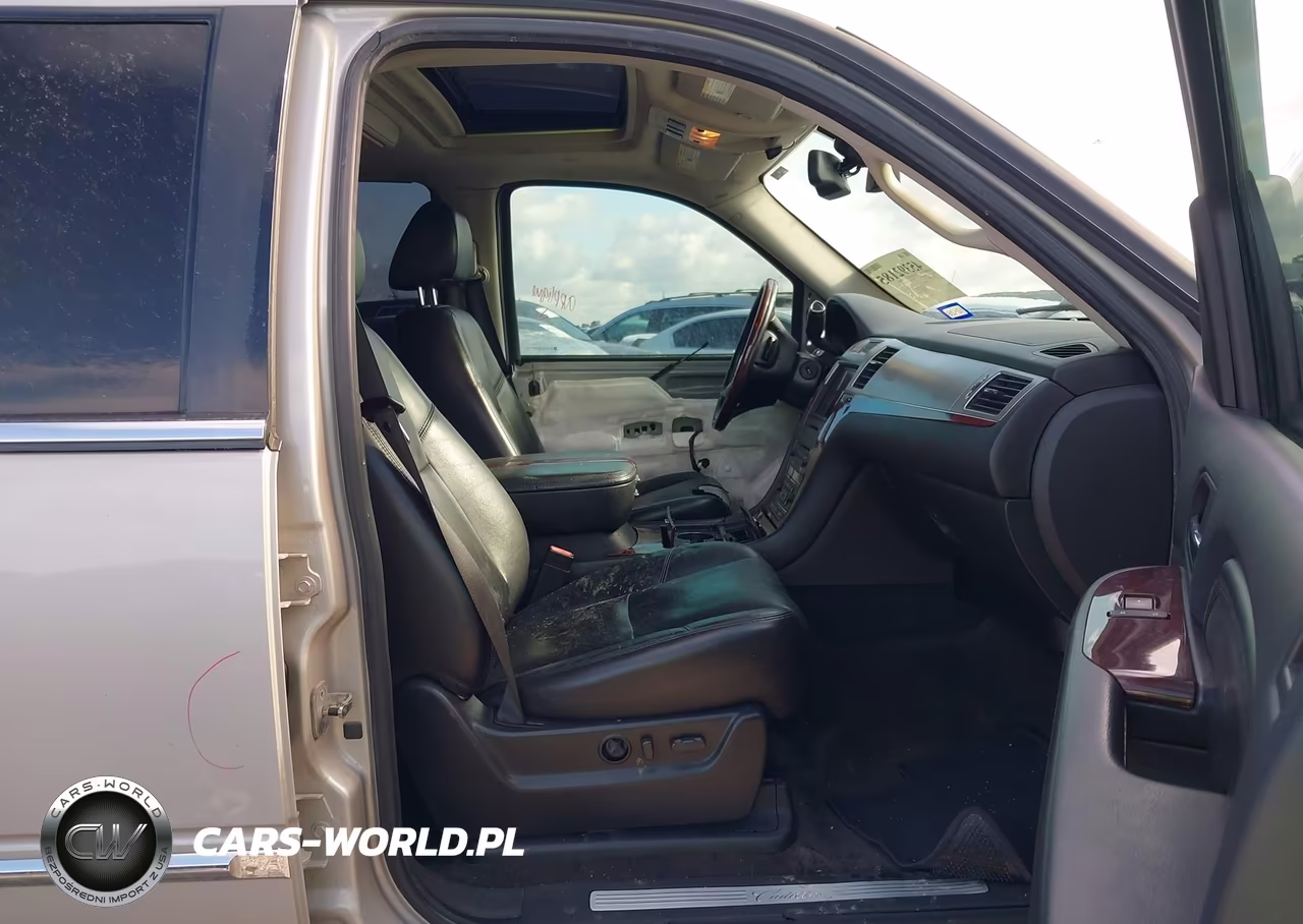 2008 Cadillac Escalade Esv Standard VIN:1GYFK66848R243235 - 5