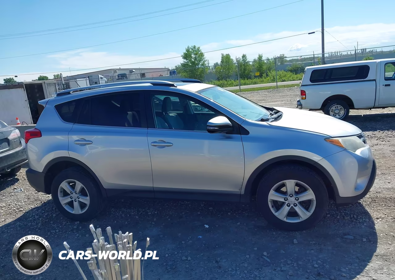 2014 Toyota Rav4 Xle VIN:2T3RFREV3EW196985 - 13