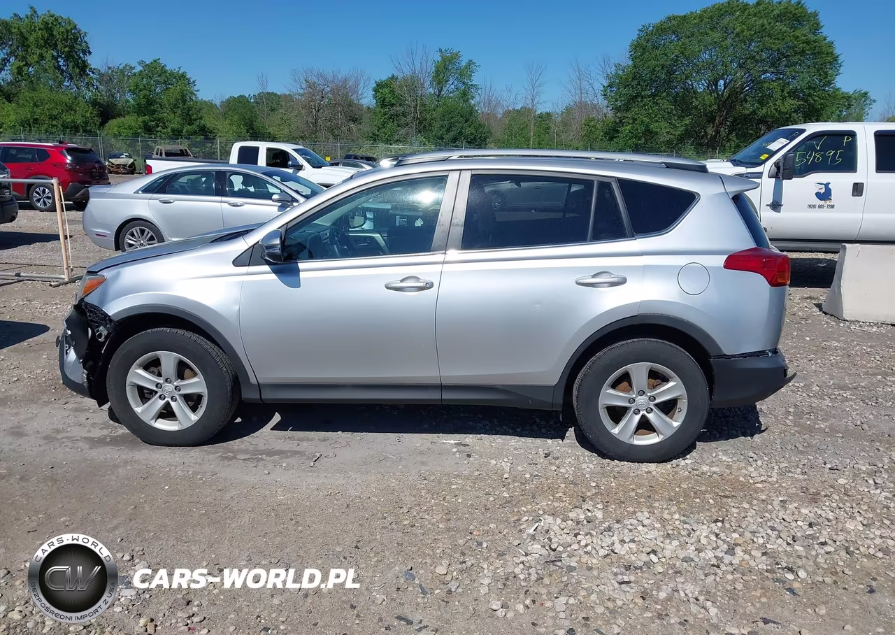 2014 Toyota Rav4 Xle VIN:2T3RFREV3EW196985 - 14