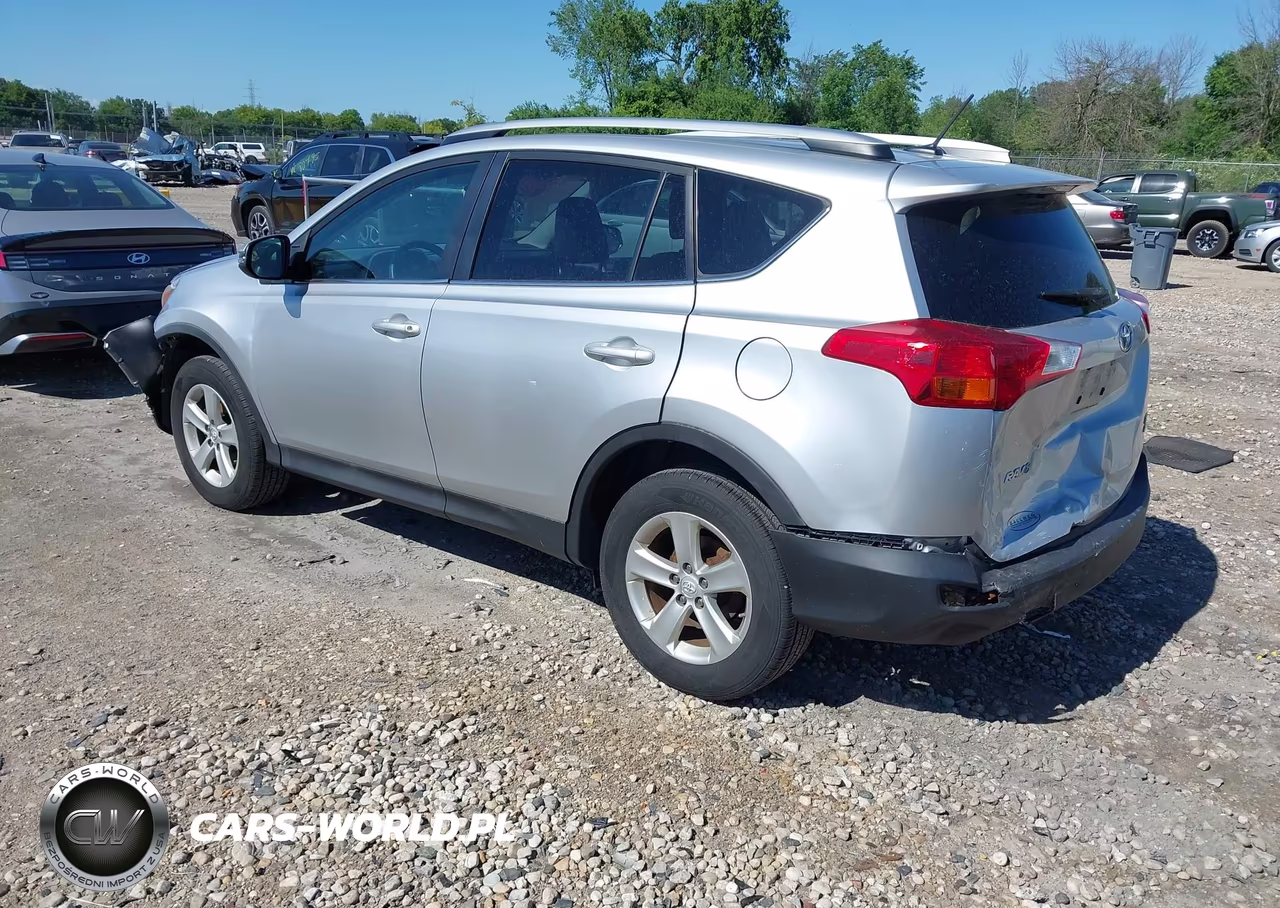 2014 Toyota Rav4 Xle VIN:2T3RFREV3EW196985 - 3