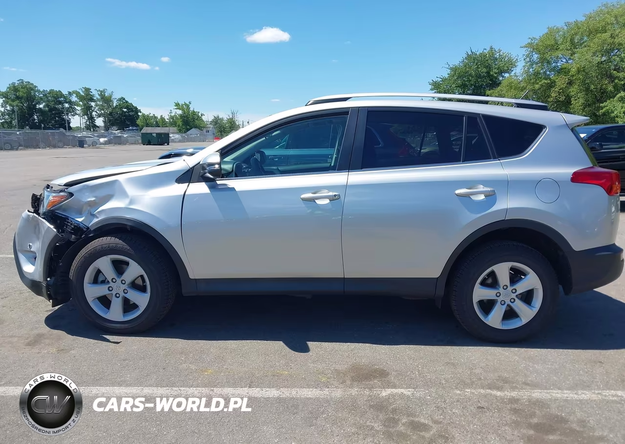 2013 Toyota Rav4 Xle VIN:2T3RFREV2DW067053 - 14