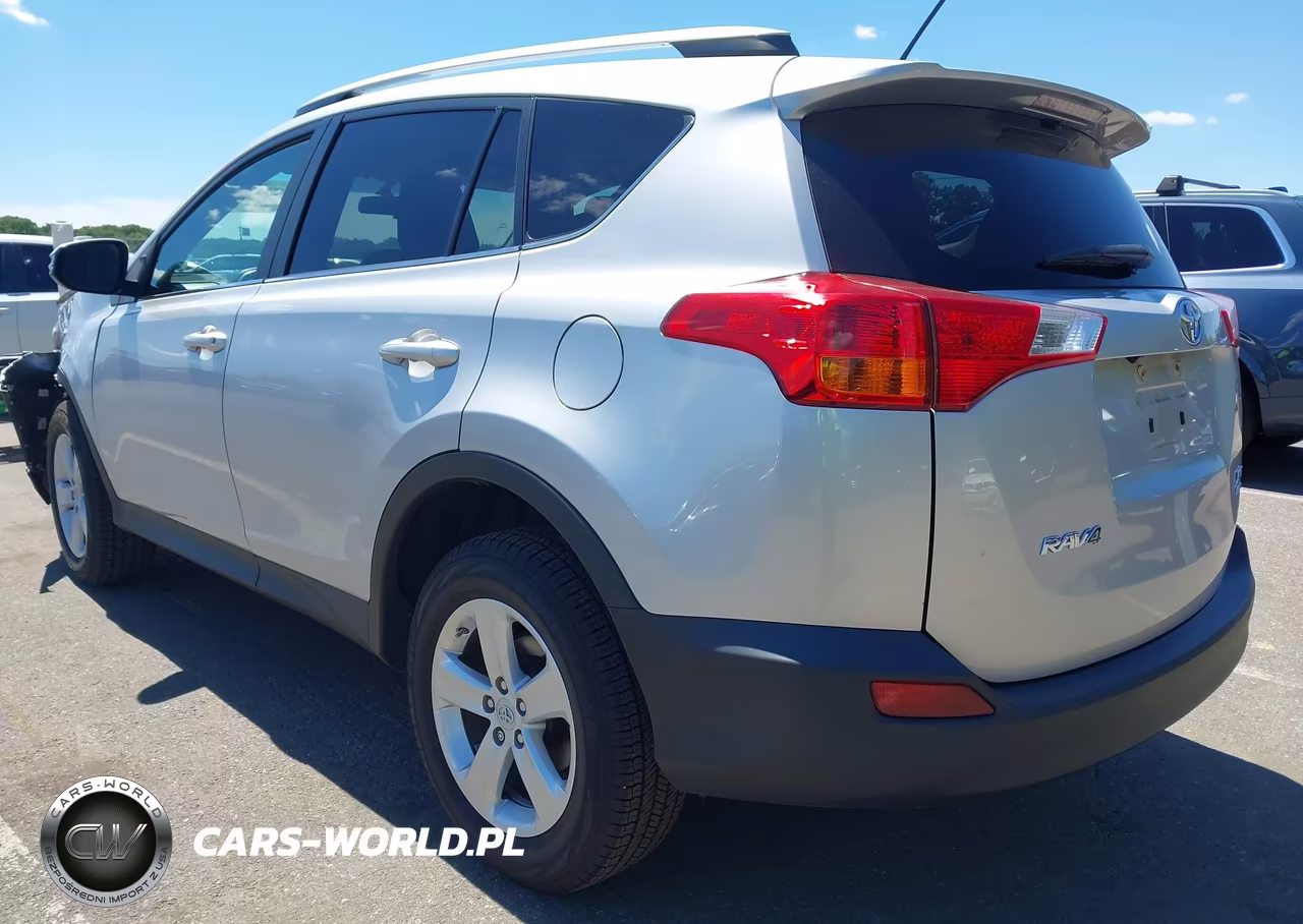 2013 Toyota Rav4 Xle VIN:2T3RFREV2DW067053 - 3