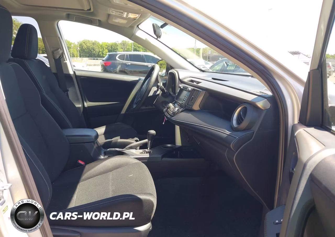 2013 Toyota Rav4 Xle VIN:2T3RFREV2DW067053 - 5
