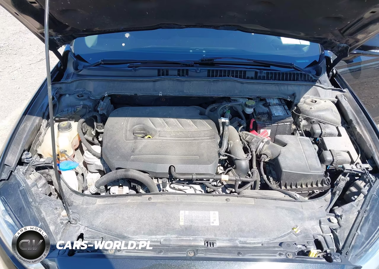 2015 Ford Fusion Se VIN:1FA6P0HD3F5105842 - 10