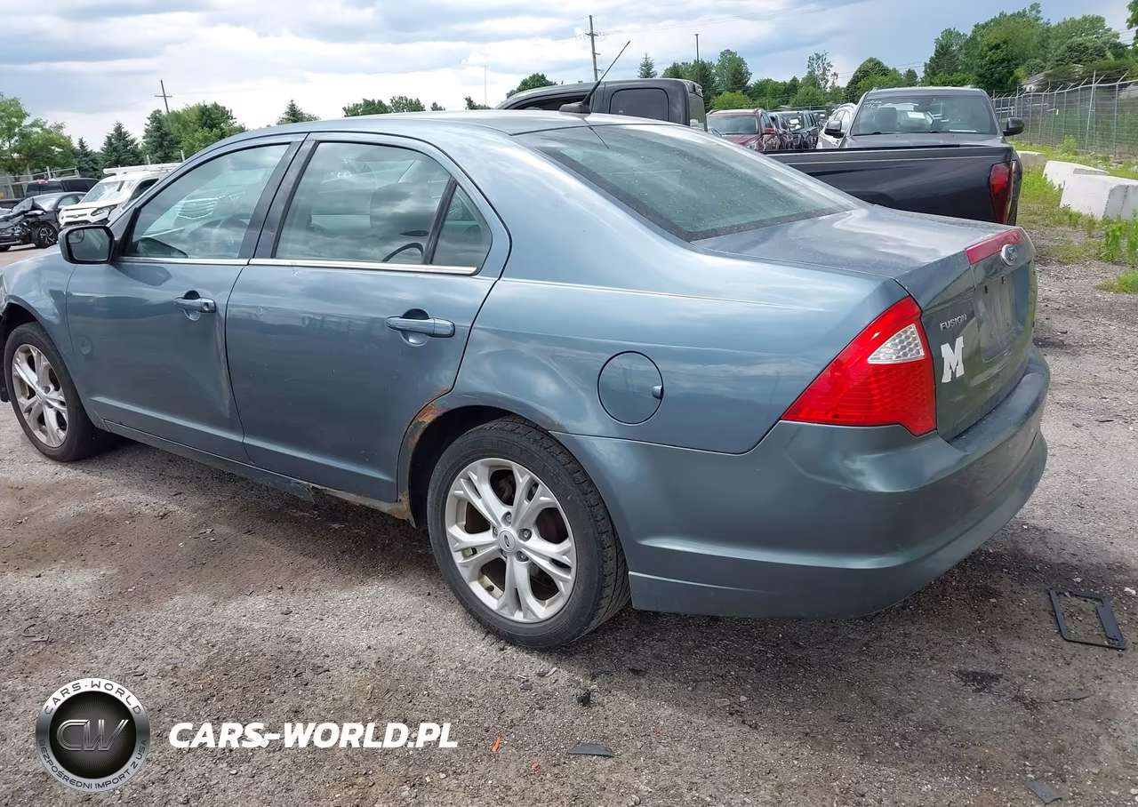 2012 Ford Fusion Se VIN:3FAHP0HA0CR226660 - 3