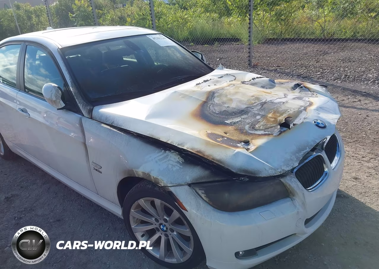 2011 BMW 328I xDrive VIN:WBAPK7G53BNN86957 - 13