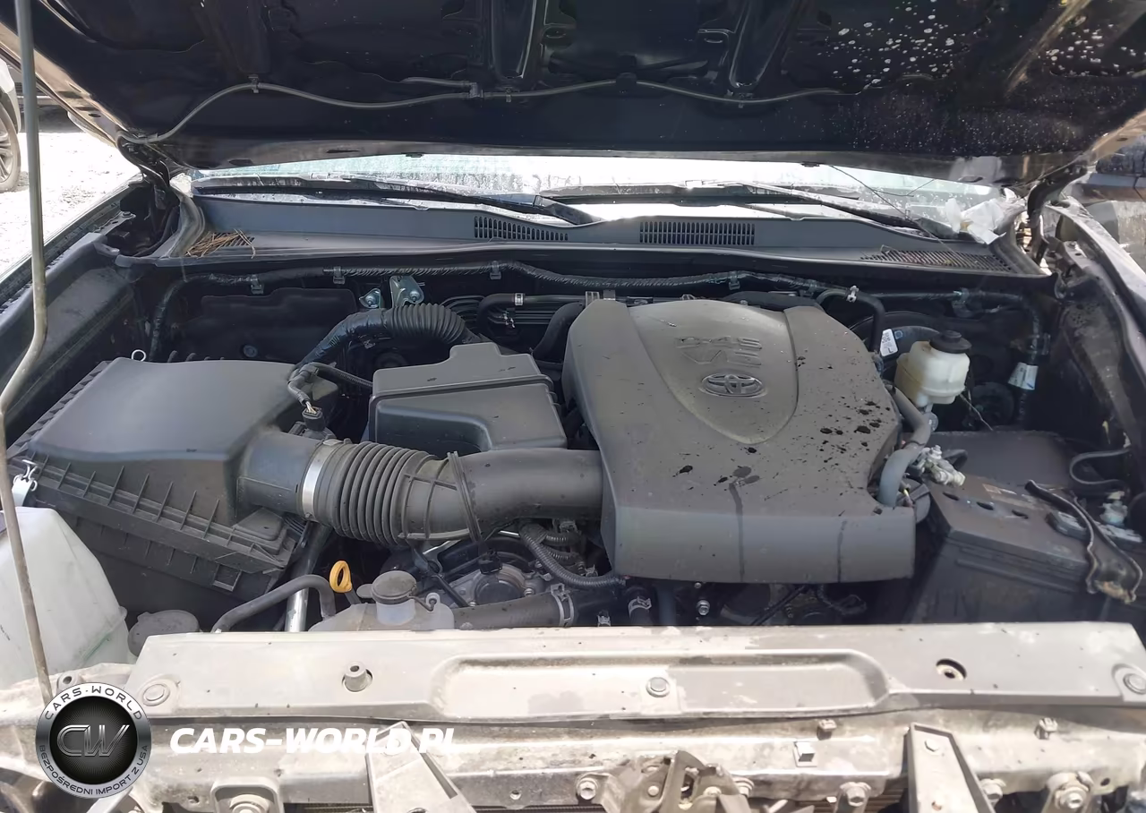 2023 Toyota Tacoma Sr V6 VIN:3TMCZ5ANXPM633347 - 10