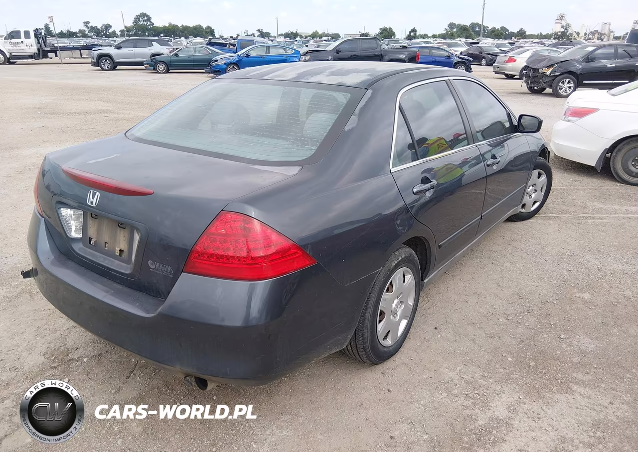 2007 Honda Accord 2.4 Lx VIN:3HGCM56417G711772 - 4