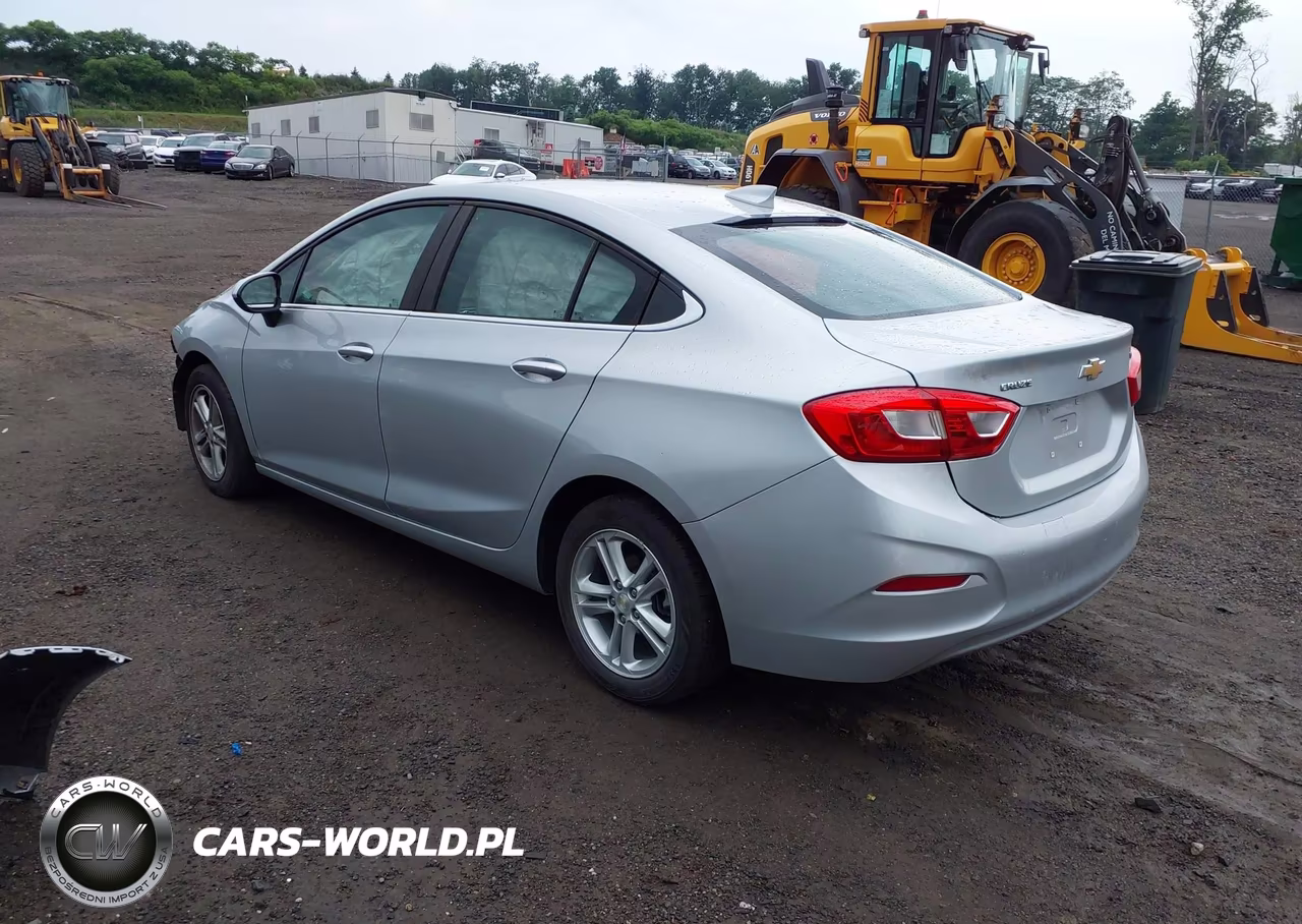 2017 Chevrolet Cruze Lt Auto VIN:1G1BE5SM6H7130254 - 3