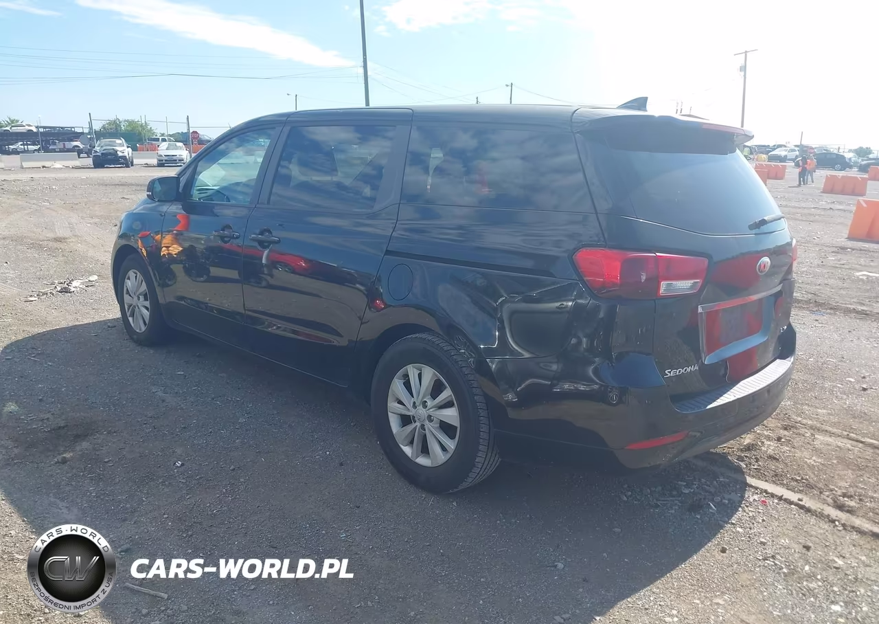 2018 Kia Sedona Lx VIN:KNDMB5C13J6387803 - 3