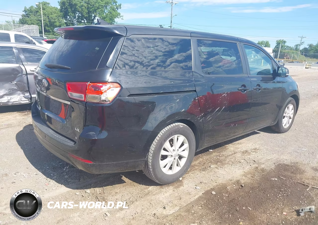 2018 Kia Sedona Lx VIN:KNDMB5C13J6387803 - 4