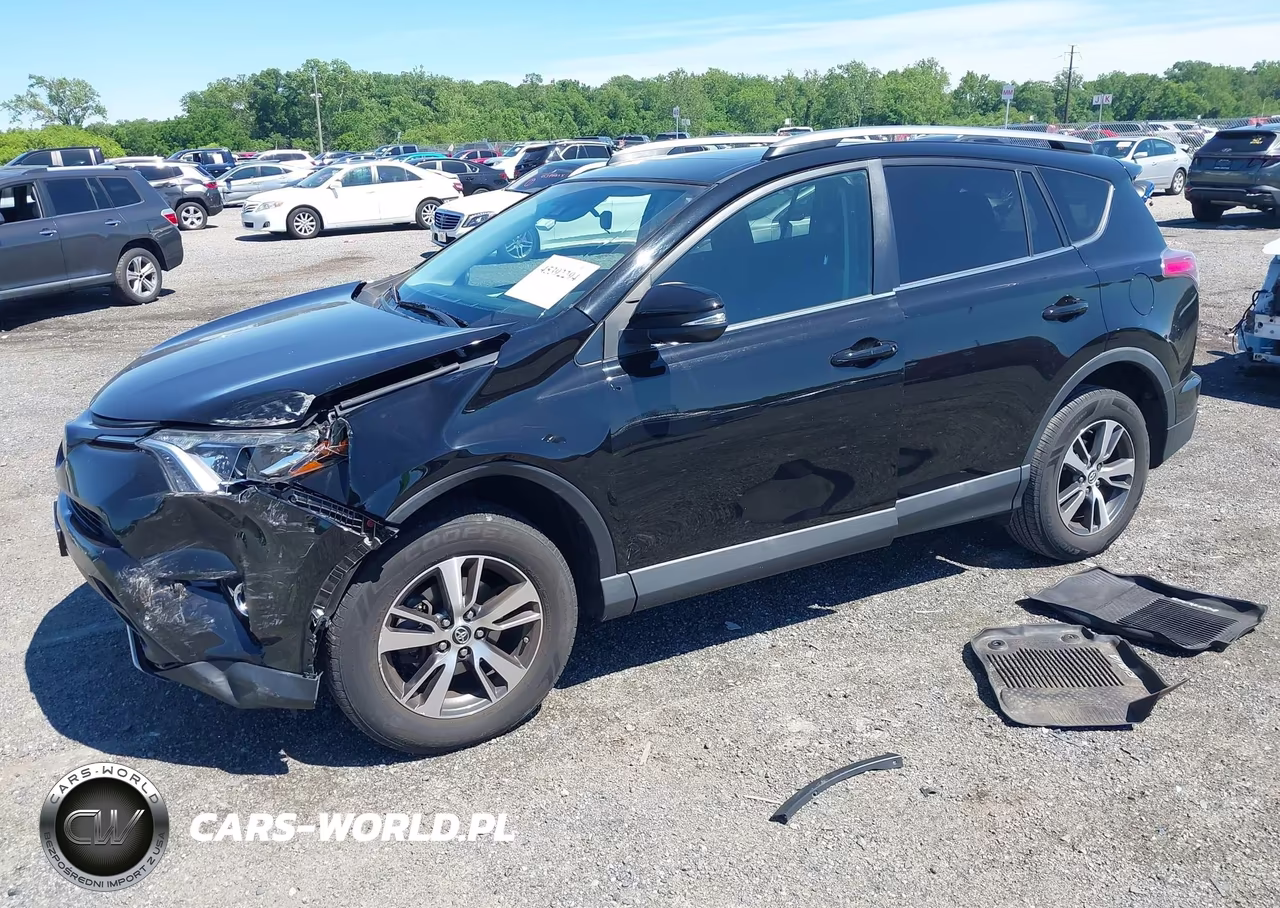 2018 Toyota Rav4 Xle VIN:2T3RFREV9JW713233 - 2