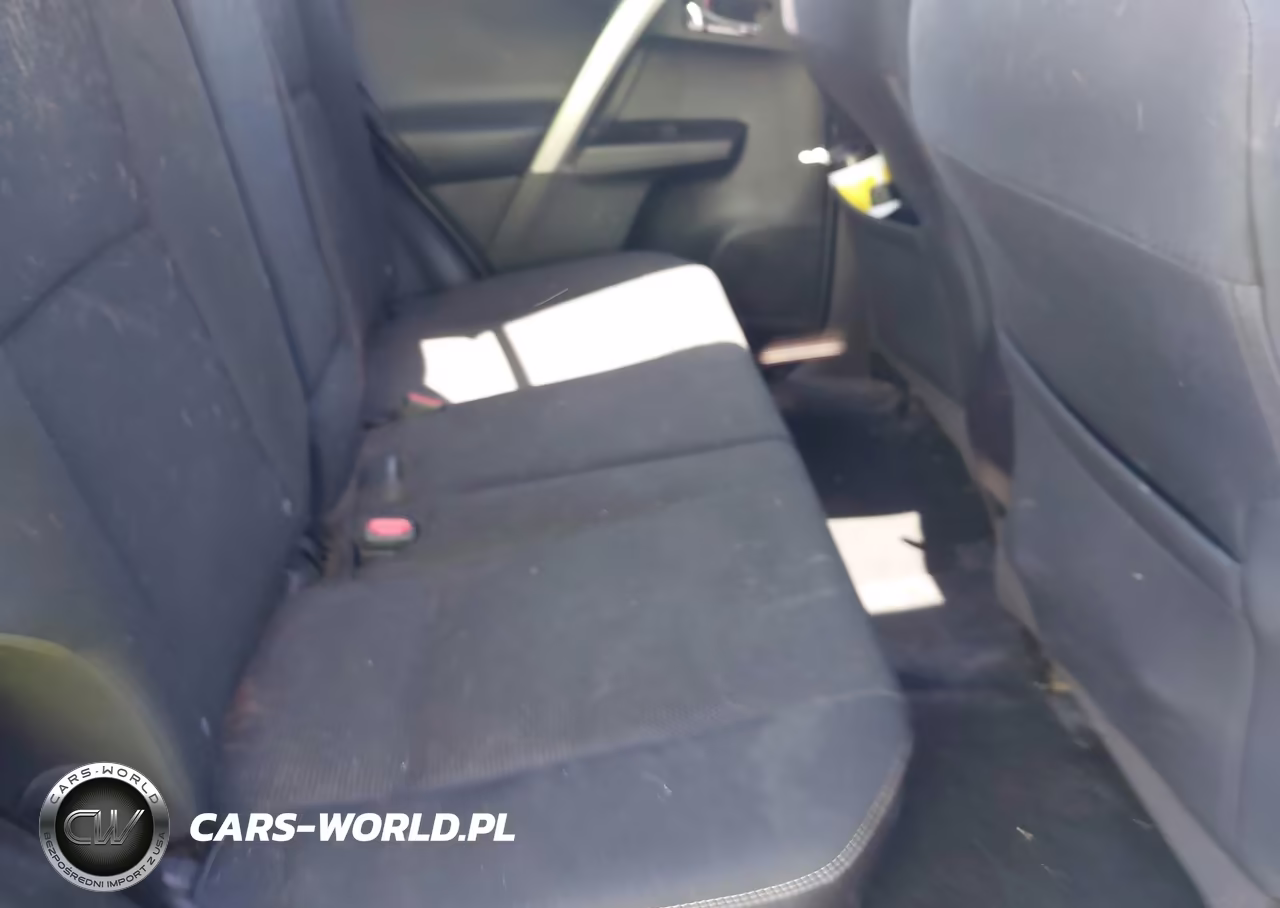 2018 Toyota Rav4 Xle VIN:2T3RFREV9JW713233 - 8