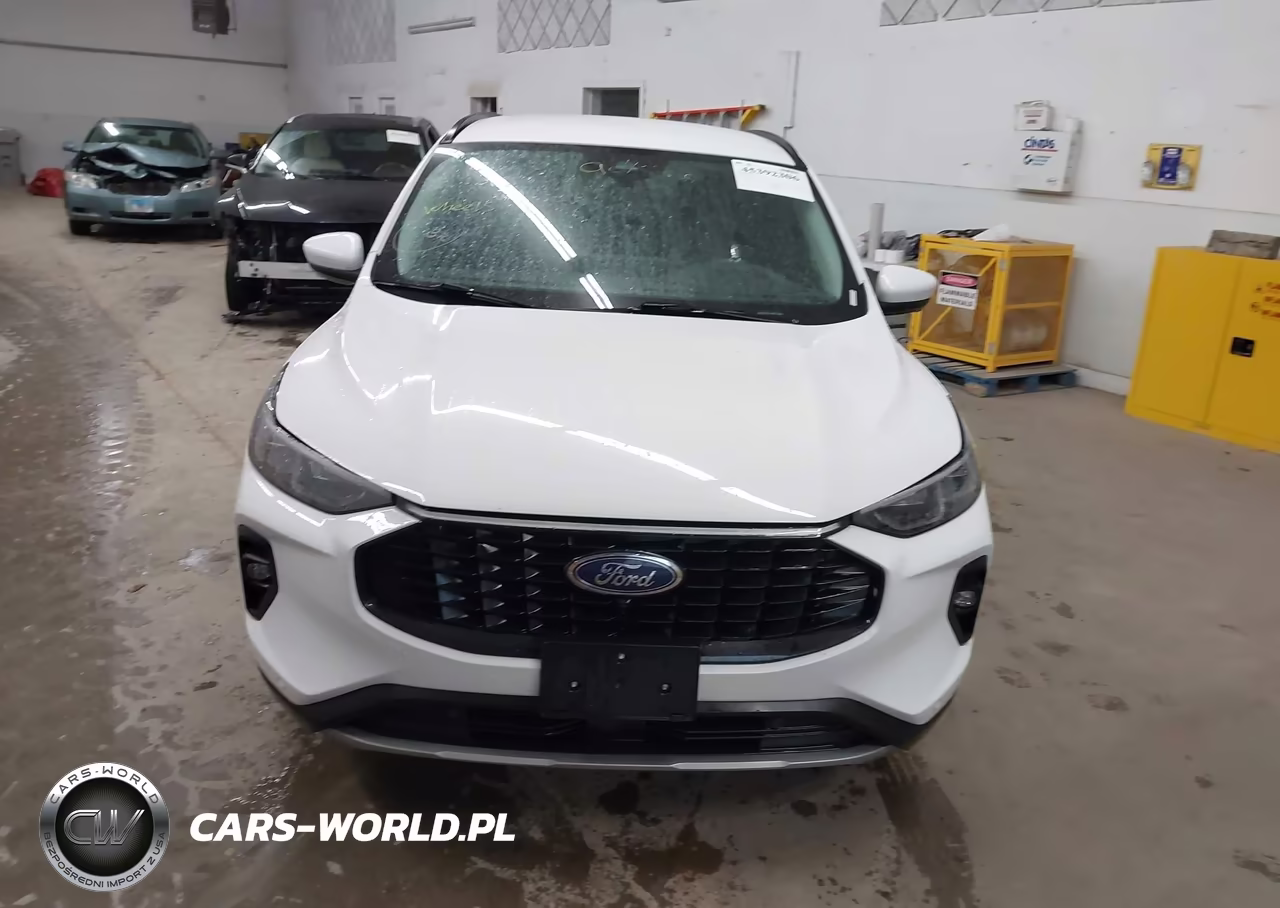 2023 Ford Escape Phev VIN:1FMCU0E14PUA75625 - 17