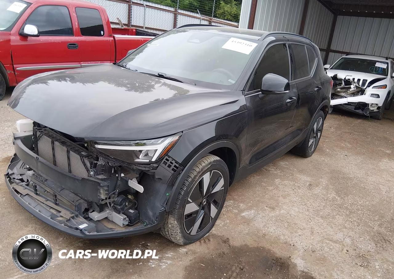 2025 Volvo Ex40 Core, Twin Motor, Fully Electric VIN:YV4ER3HJ0S2495671 - 2