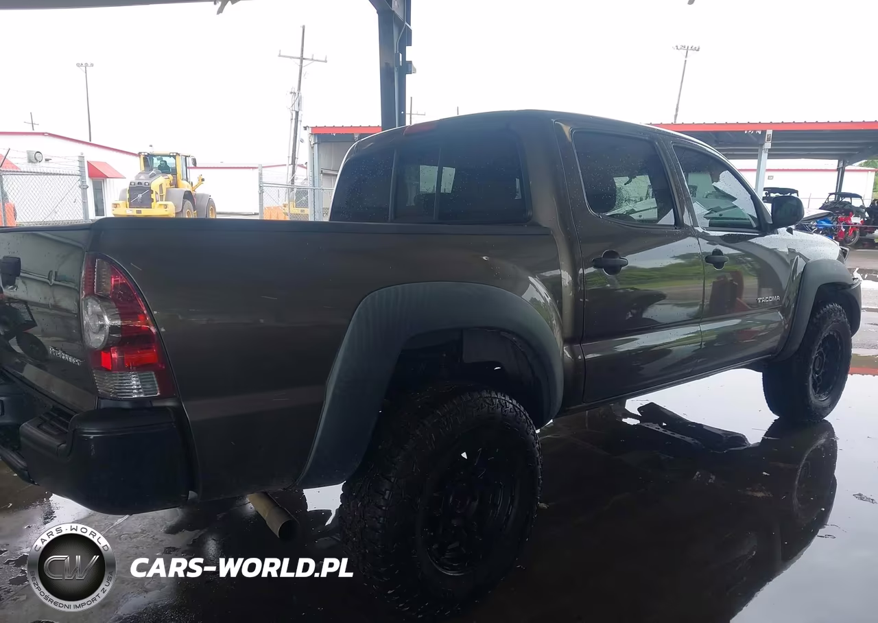 2011 Toyota Tacoma Prerunner VIN:5TFJX4GNXBX003779 - 13