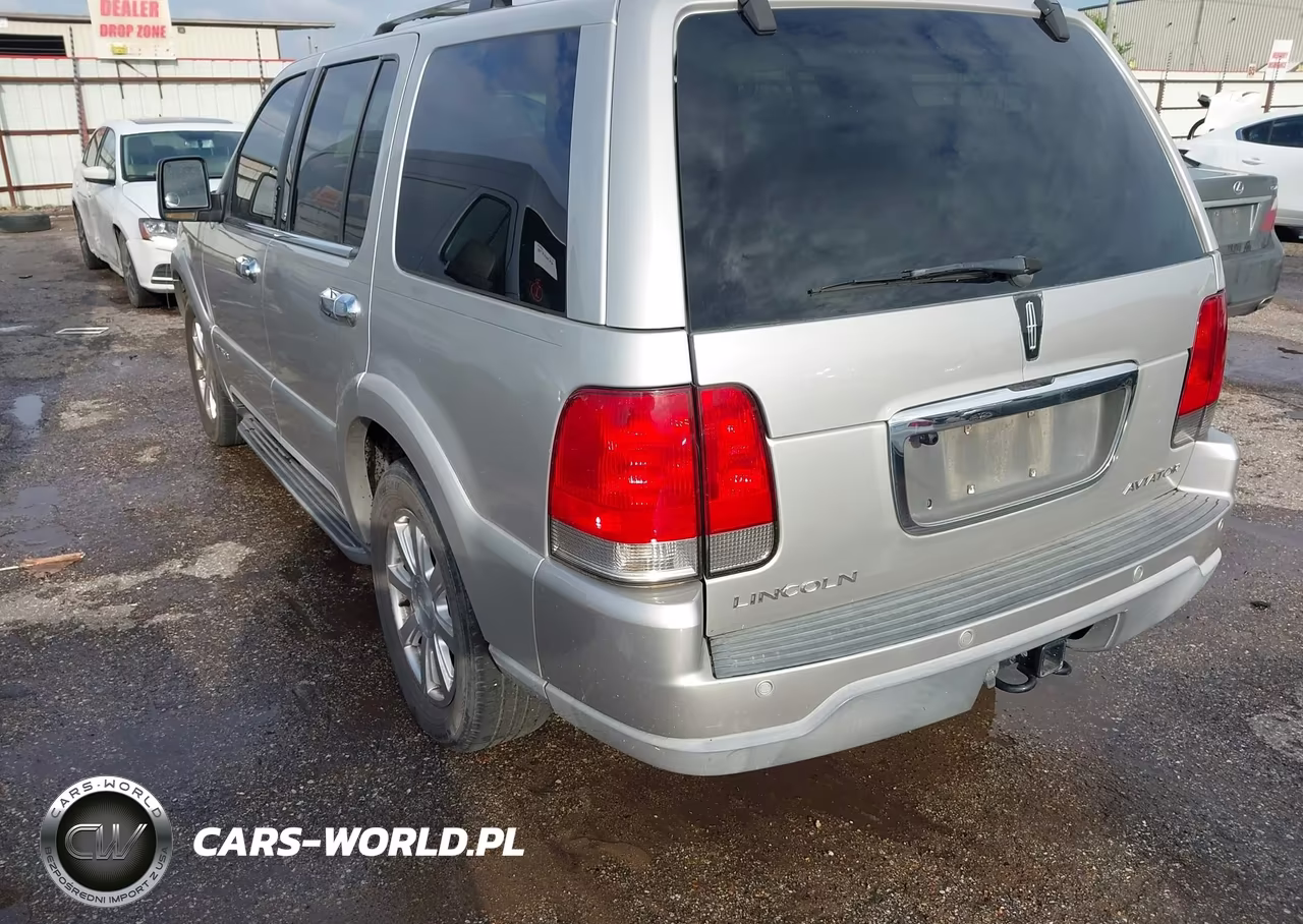 2003 Lincoln Aviator VIN:5LMEU68H93ZJ45988 - 3