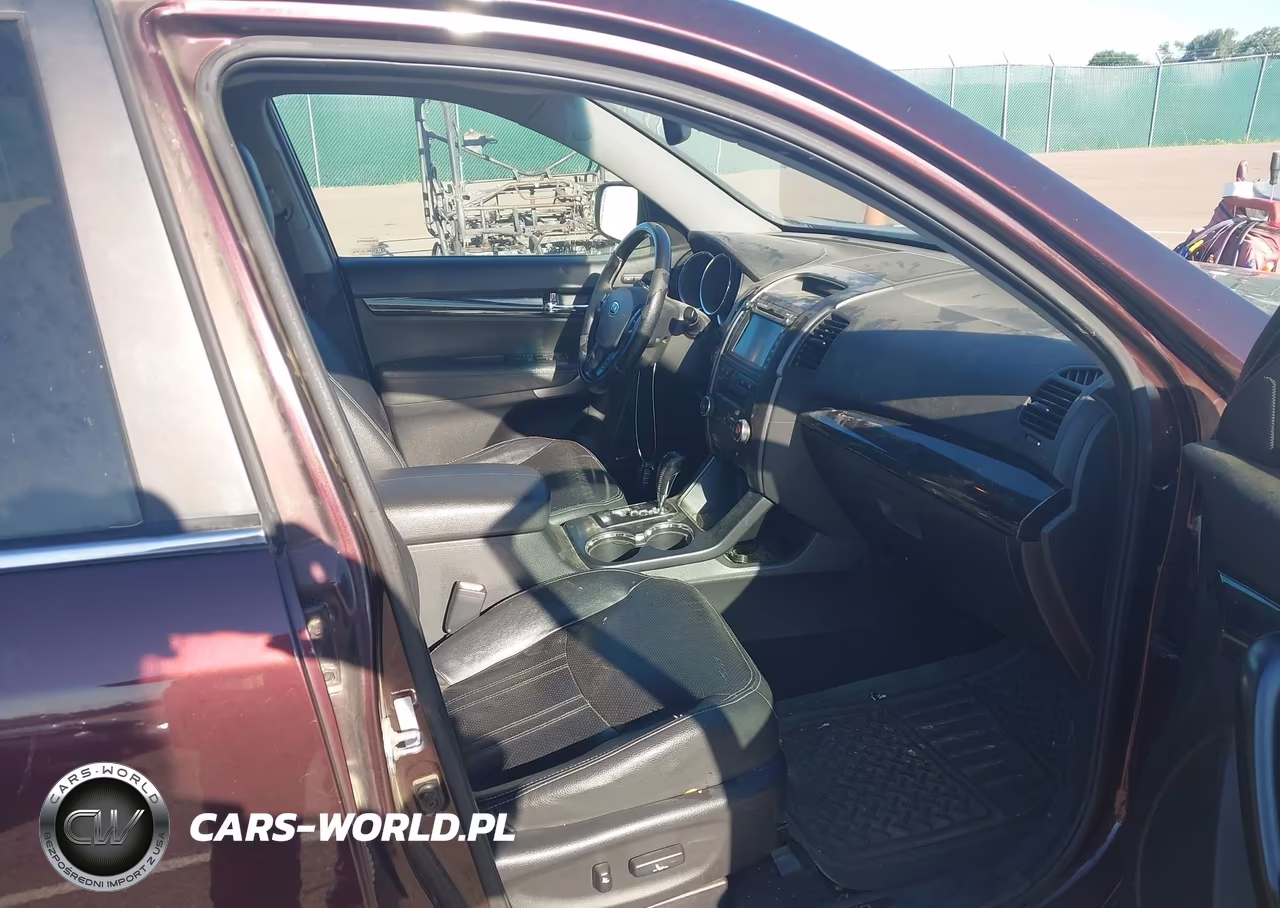 2012 Kia Sorento Sx V6 VIN:5XYKWDA21CG286373 - 5