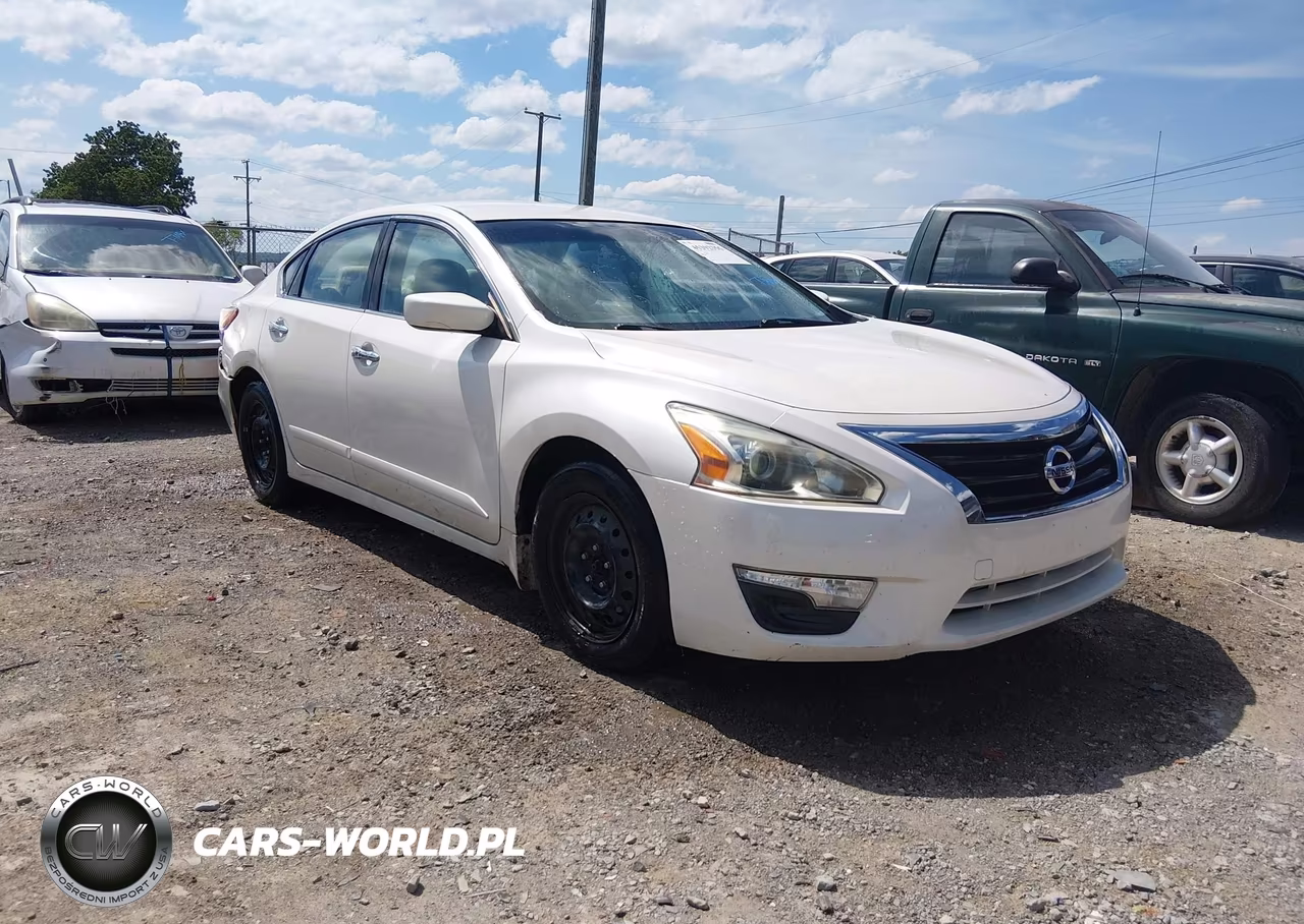 2015 Nissan Altima 2.5 S – zdjęcie 1 z 12
