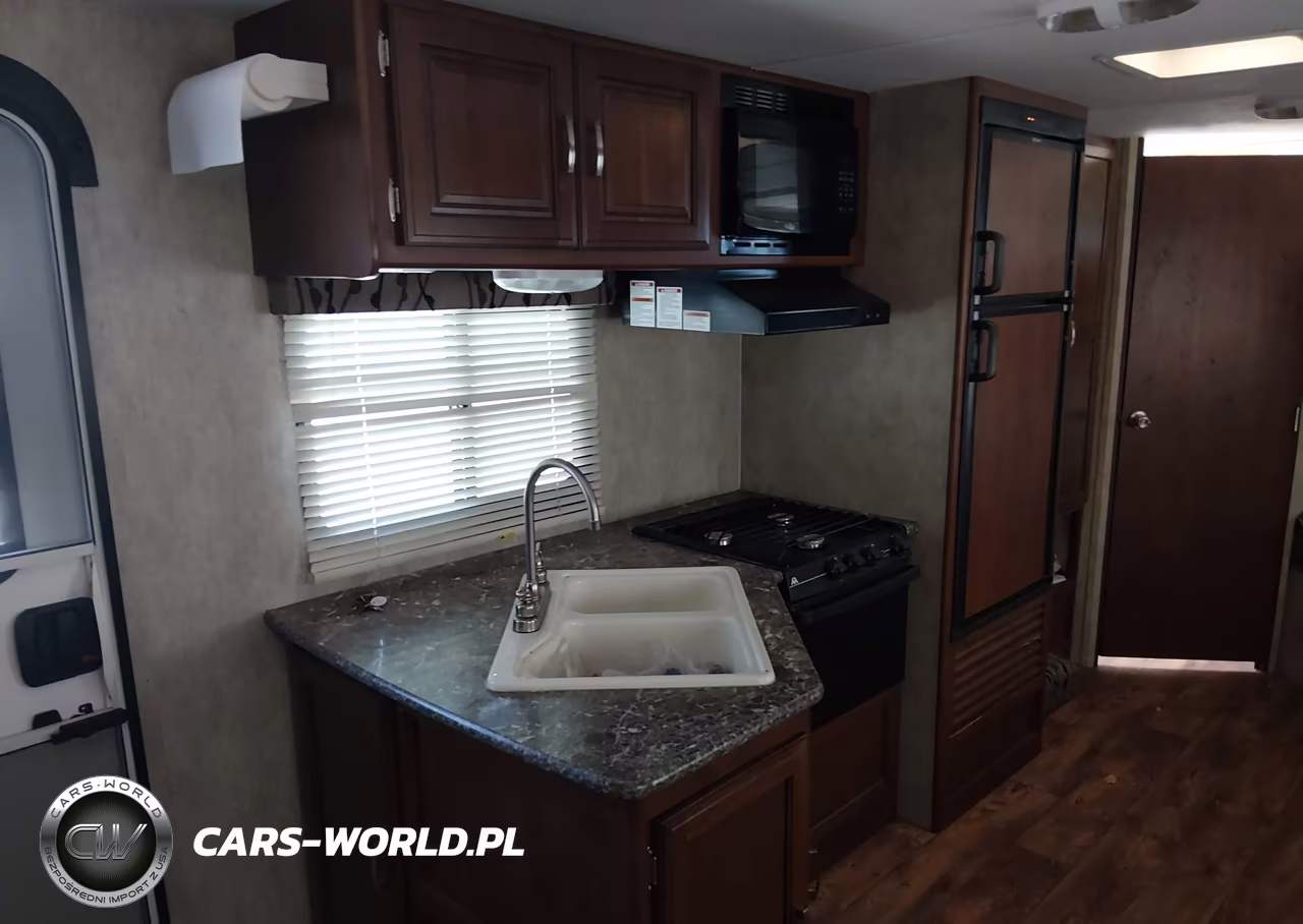 2015 Keystone Passport Grand Touri VIN:4YDT28129FT415859 - 13