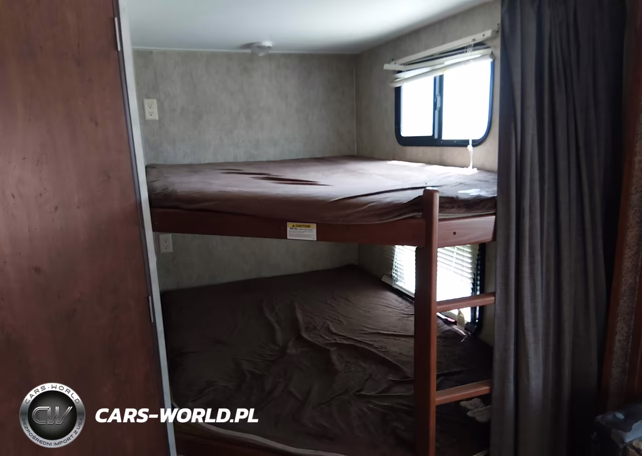 2015 Keystone Passport Grand Touri VIN:4YDT28129FT415859 - 14