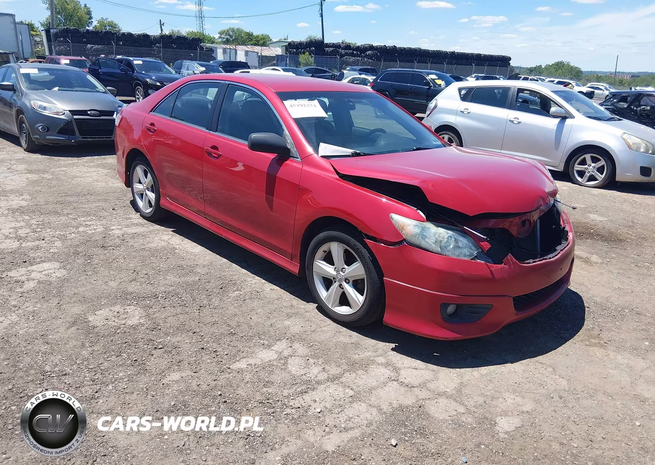 2010 Toyota Camry Se – zdjęcie 1 z 16