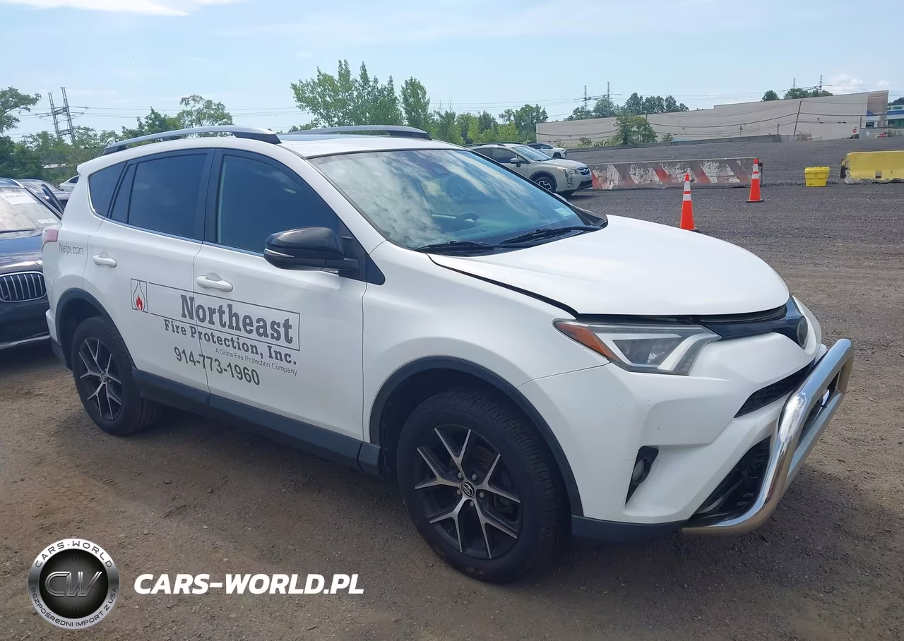 2018 Toyota Rav4 Se – zdjęcie 1 z 17