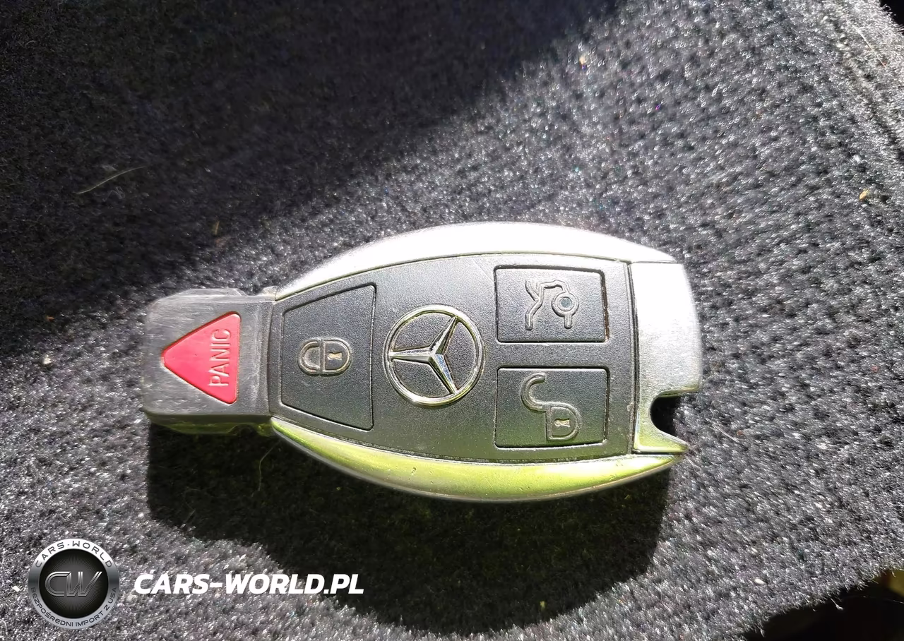 2014 Mercedes-Benz C 250 Sport VIN:WDDGF4HB3EA966179 - 11