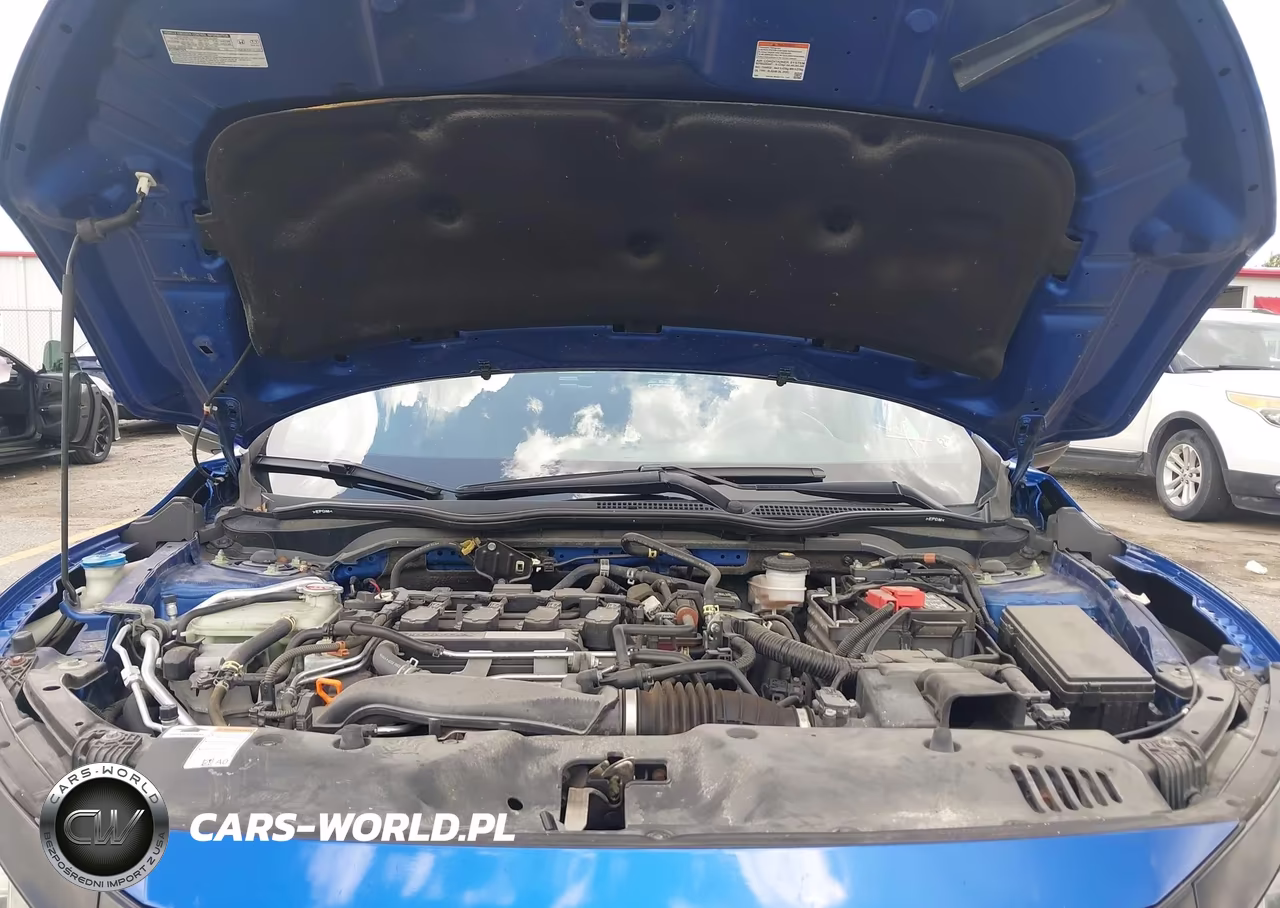 2018 Honda Civic Sport VIN:SHHFK7G49JU205145 - 10