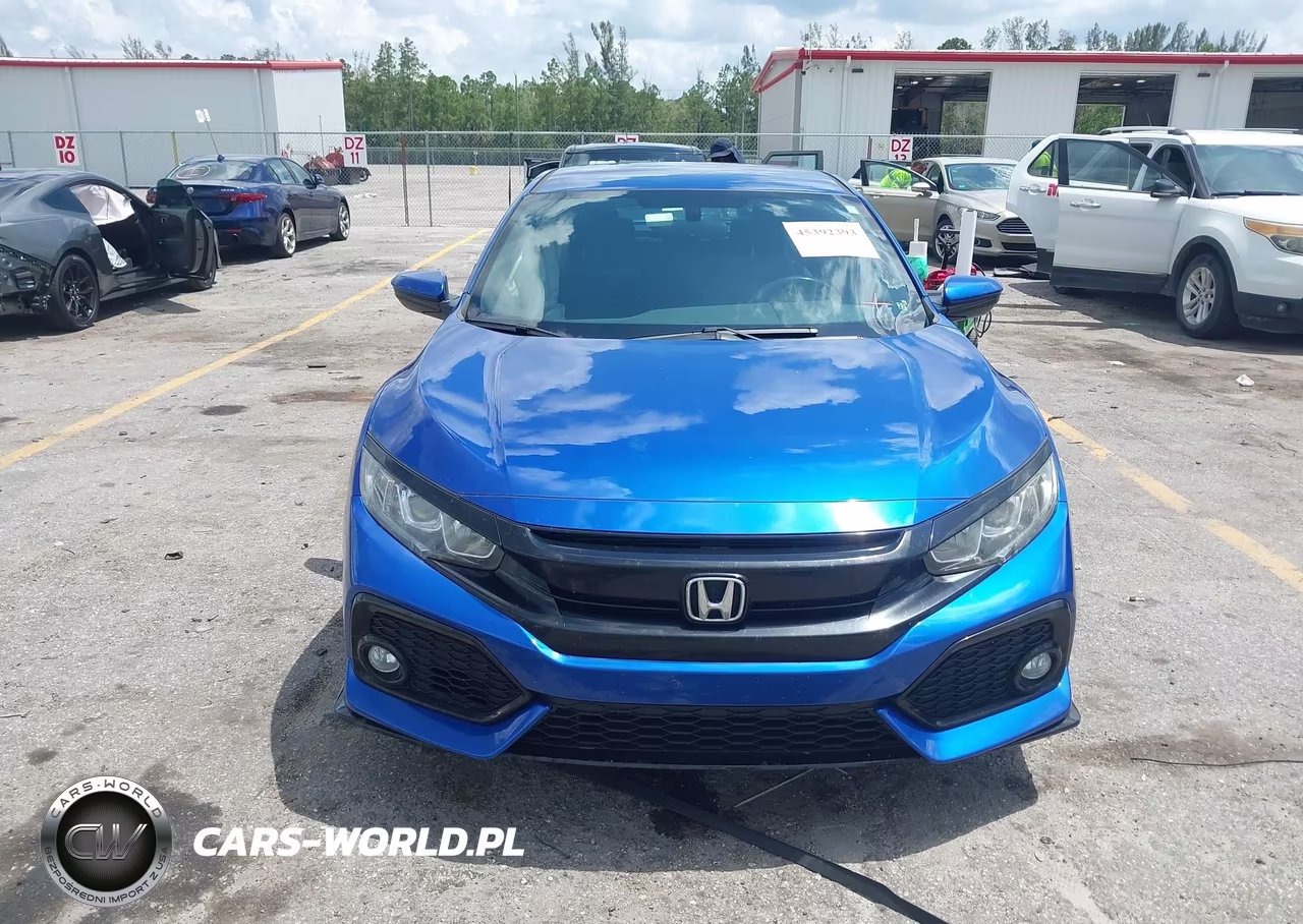 2018 Honda Civic Sport VIN:SHHFK7G49JU205145 - 11