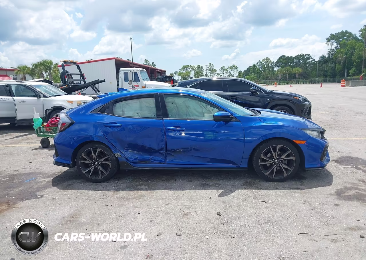 2018 Honda Civic Sport VIN:SHHFK7G49JU205145 - 12
