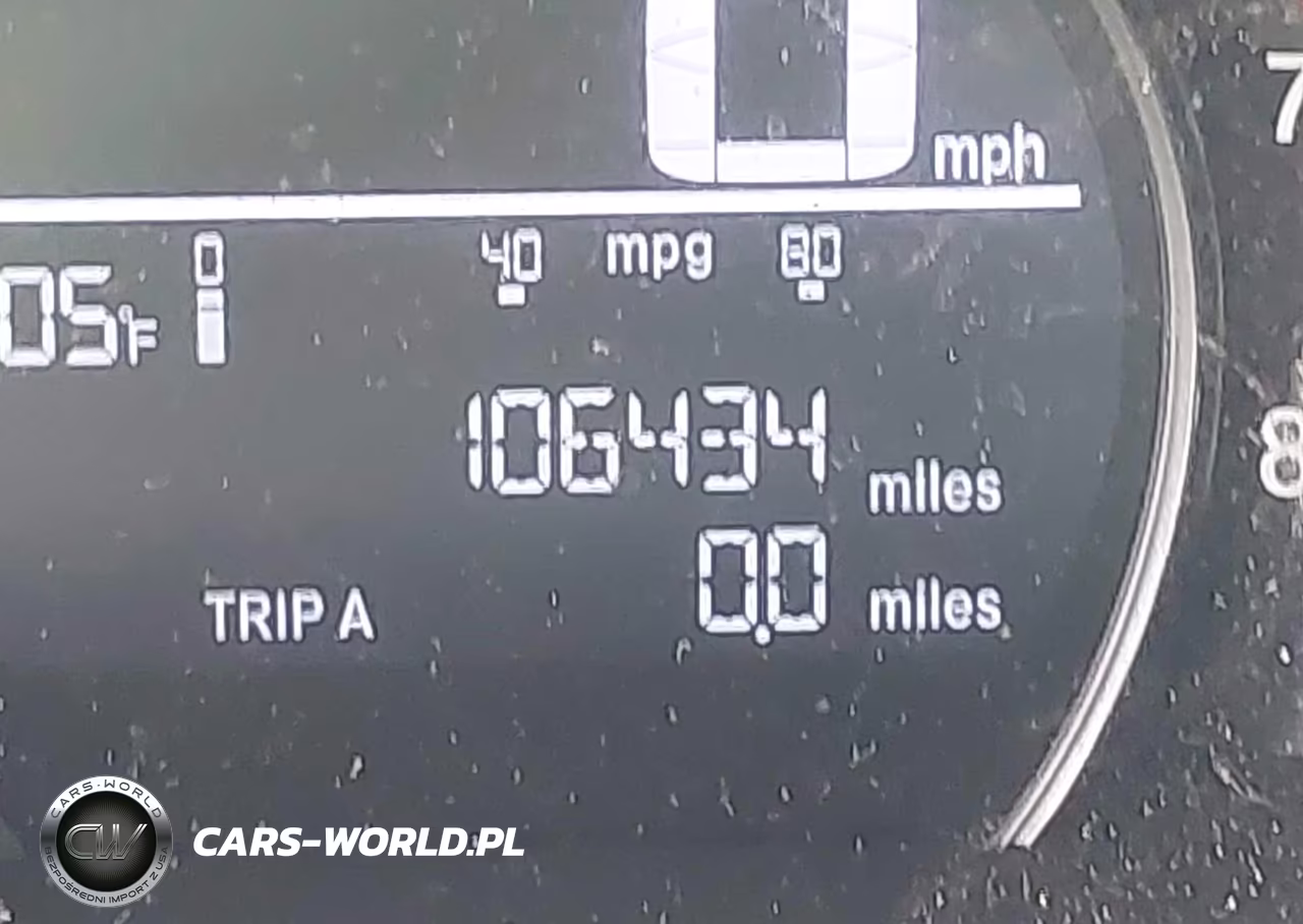 2018 Honda Civic Sport VIN:SHHFK7G49JU205145 - 14