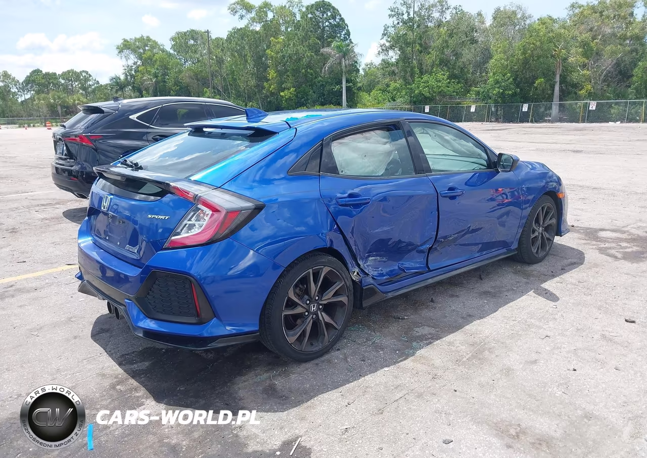 2018 Honda Civic Sport VIN:SHHFK7G49JU205145 - 4
