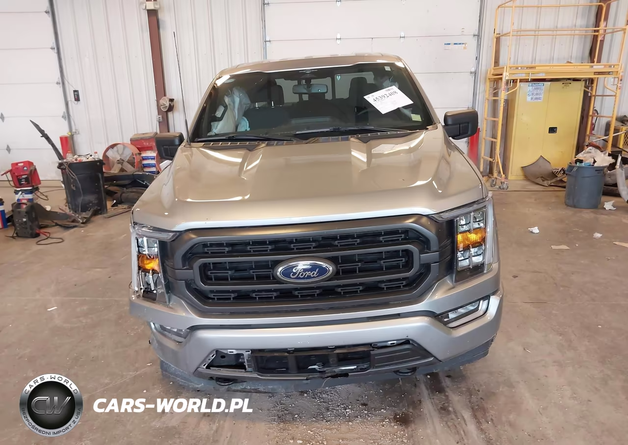 2023 Ford F-150 Xlt VIN:1FTFW1E88PKE91588 - 12