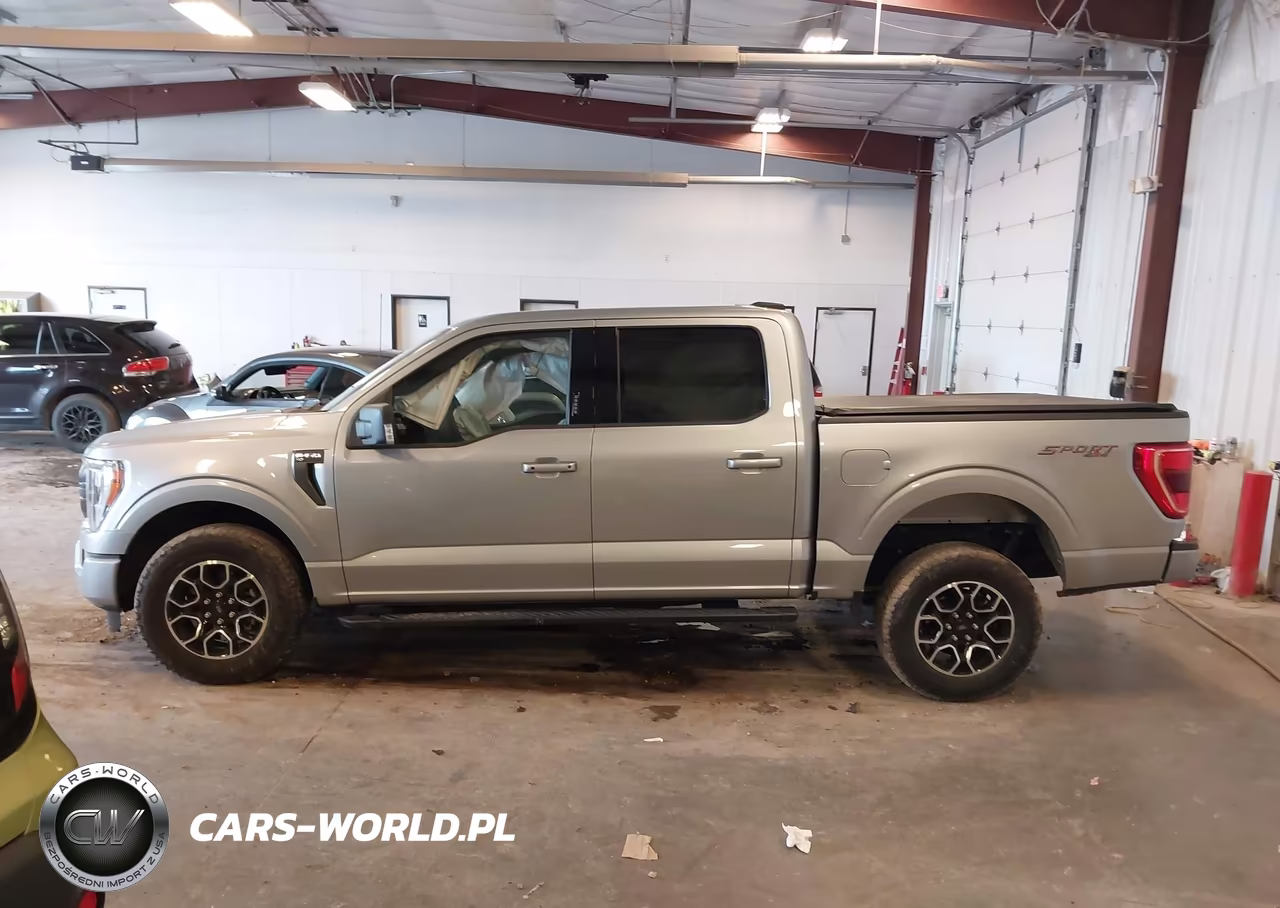 2023 Ford F-150 Xlt VIN:1FTFW1E88PKE91588 - 14