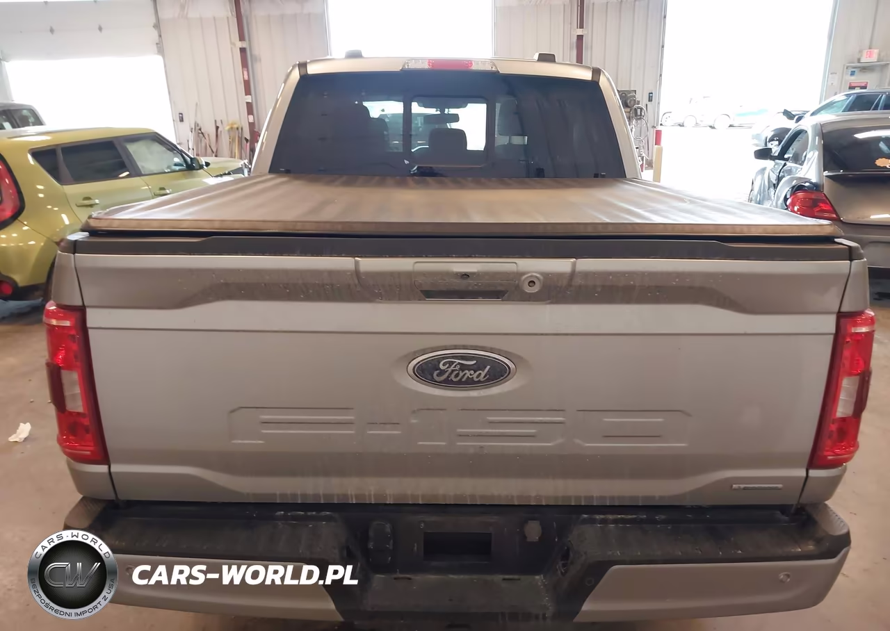 2023 Ford F-150 Xlt VIN:1FTFW1E88PKE91588 - 16