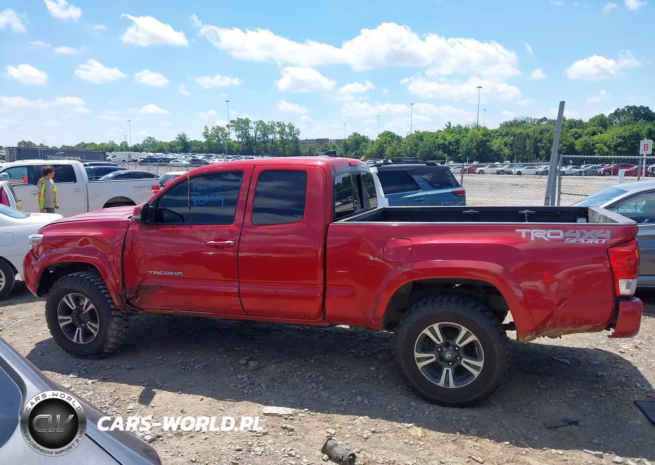 2017 Toyota Tacoma Trd Sport VIN:5TFSZ5AN2HX050374 - 14