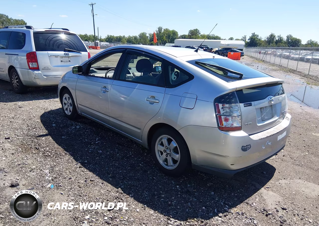 2004 Toyota Prius VIN:JTDKB20U240080103 - 3