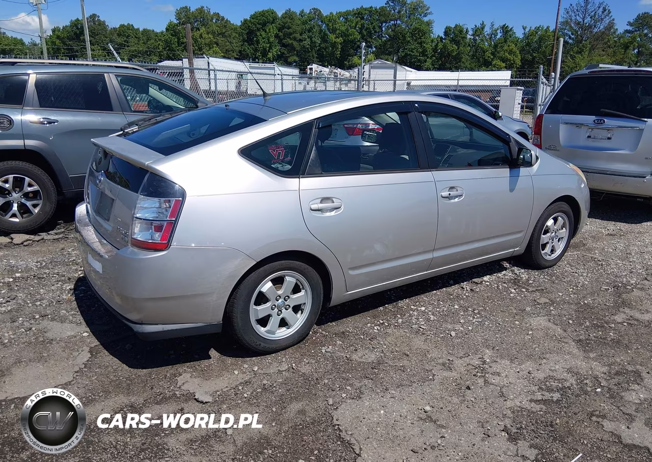 2004 Toyota Prius VIN:JTDKB20U240080103 - 4