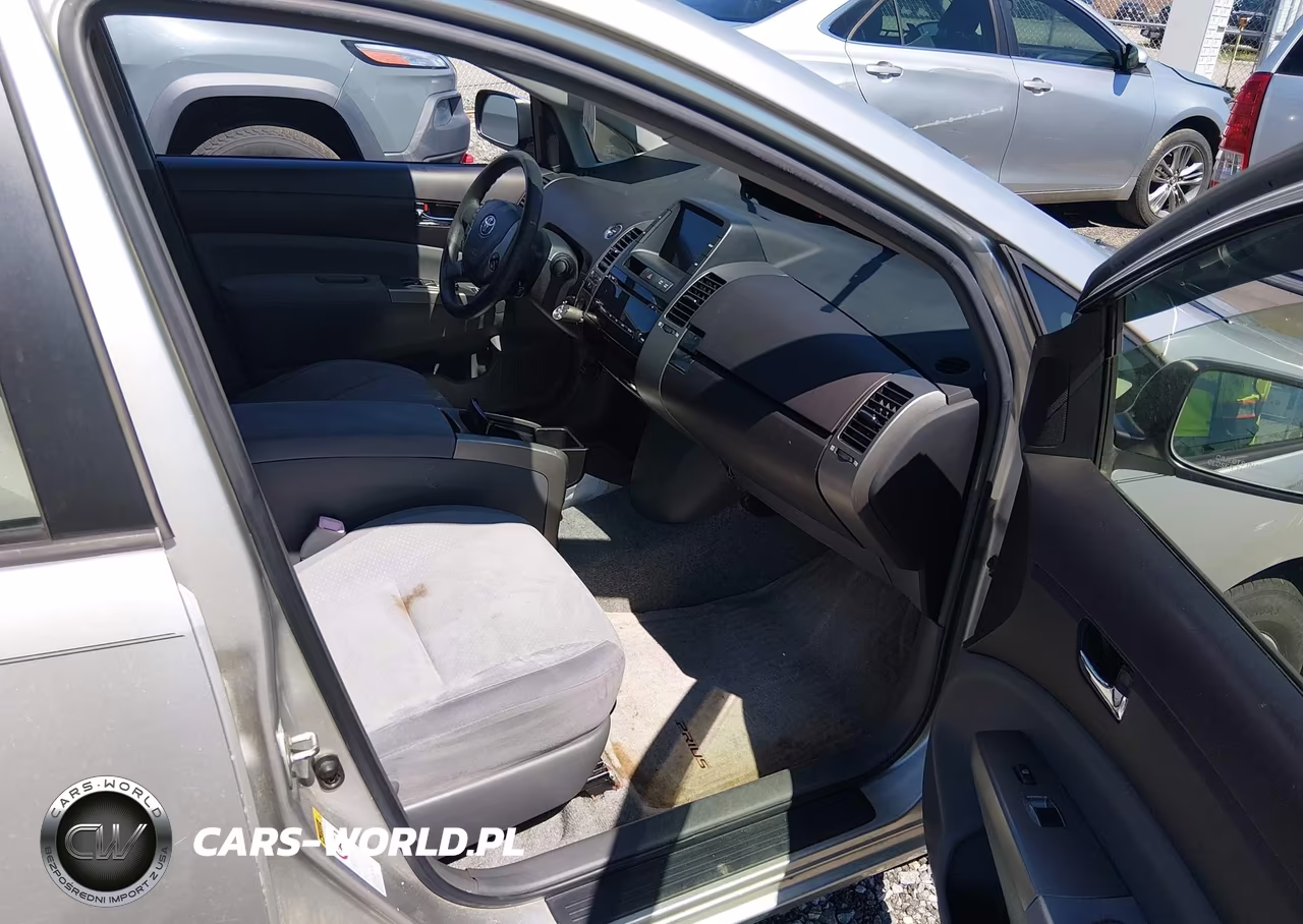 2004 Toyota Prius VIN:JTDKB20U240080103 - 5
