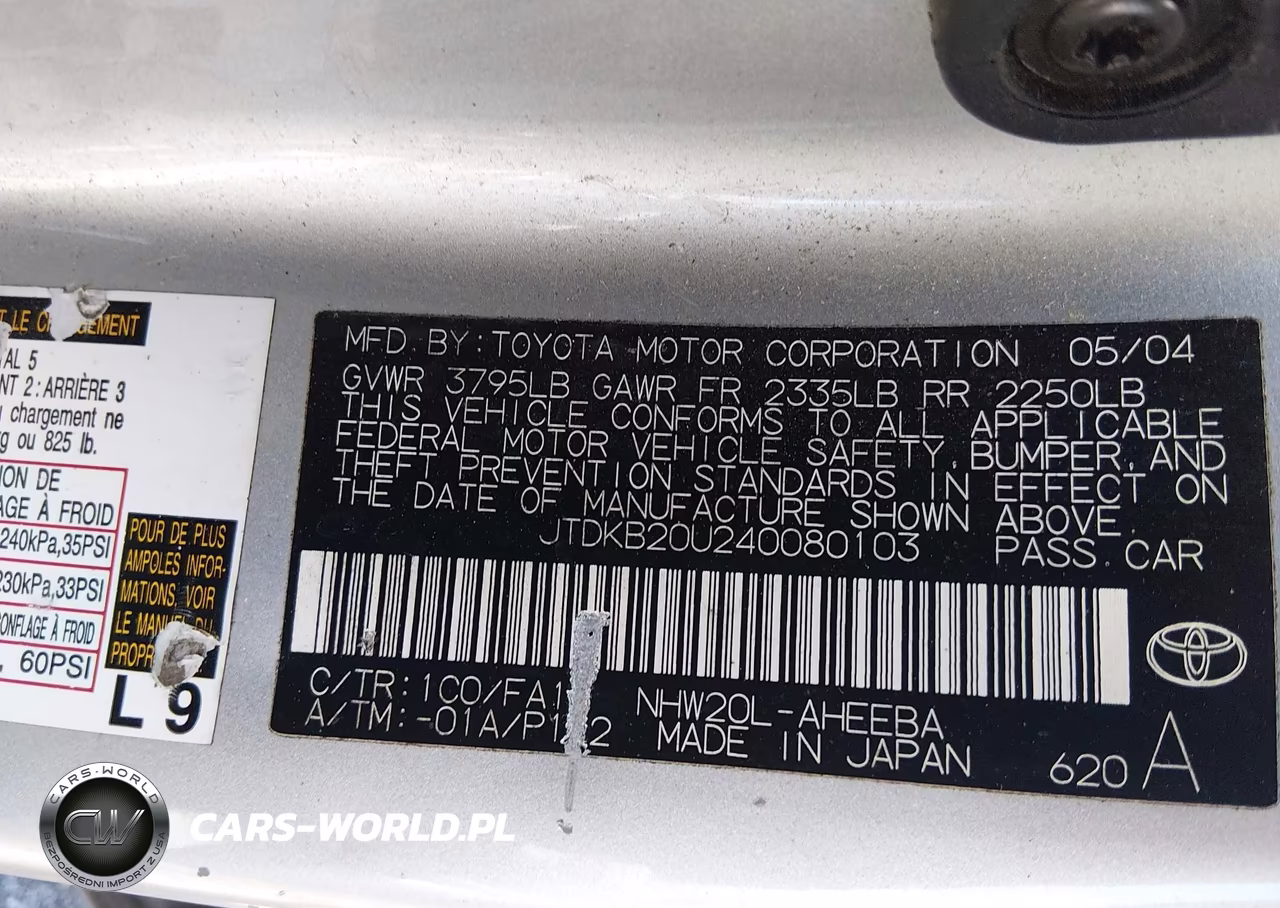 2004 Toyota Prius VIN:JTDKB20U240080103 - 9