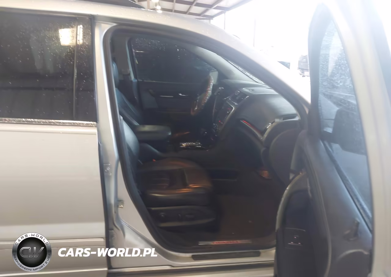 2014 GMC Acadia Denali VIN:1GKKVTKD0EJ366445 - 5