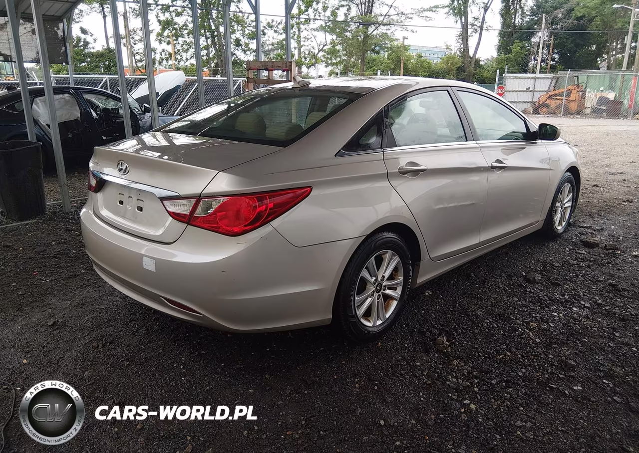 2011 Hyundai Sonata Gls VIN:5NPEB4AC0BH159624 - 4
