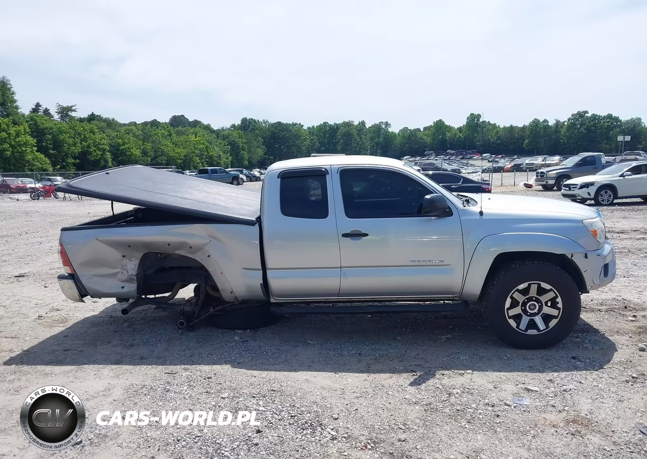 2013 Toyota Tacoma Prerunner V6 VIN:5TFTU4GN4DX031758 - 14