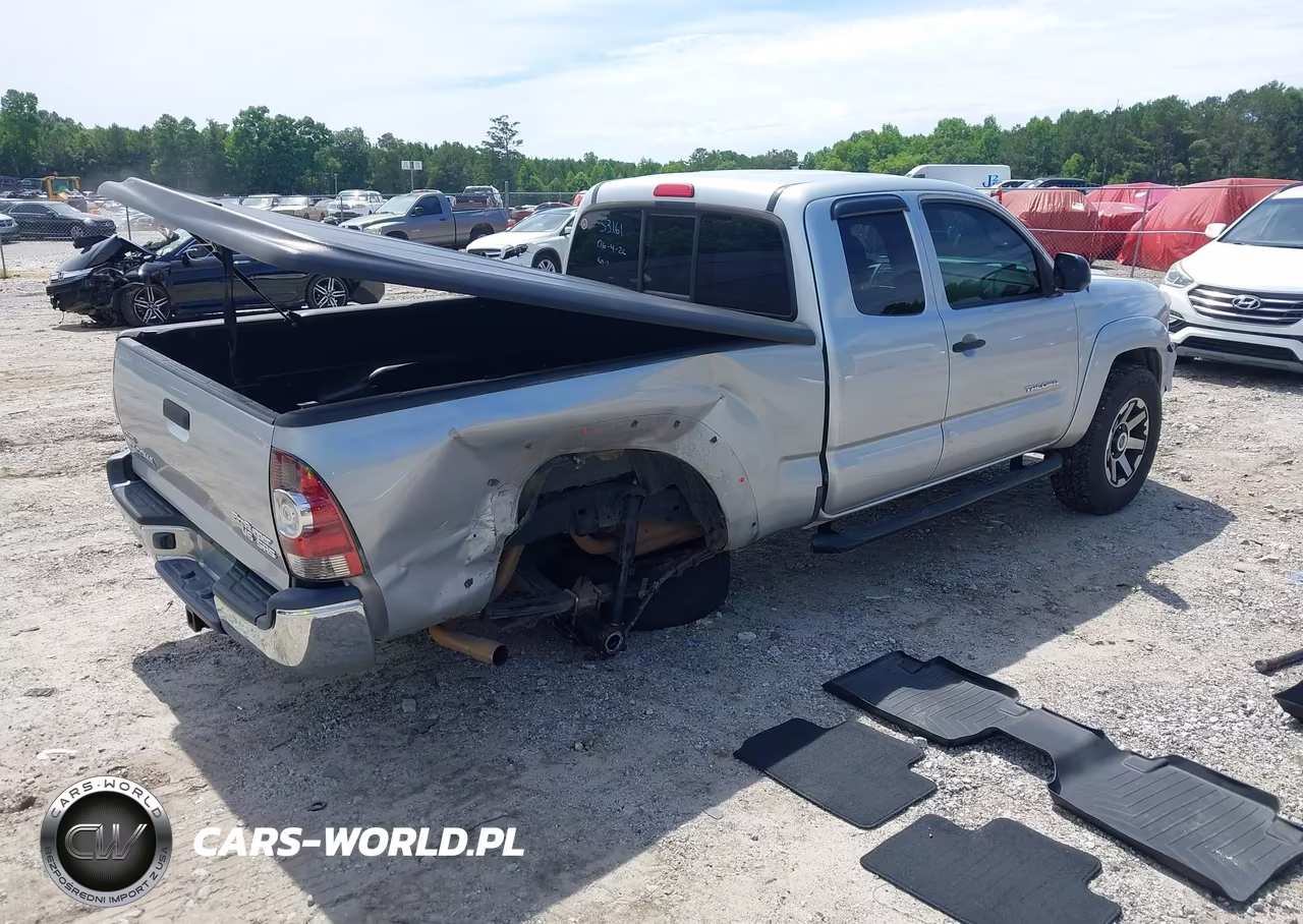 2013 Toyota Tacoma Prerunner V6 VIN:5TFTU4GN4DX031758 - 4
